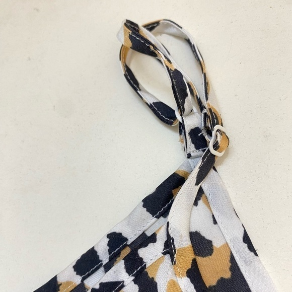 Aritiza Babaton - Everly Camisole - Picture 7 of 9